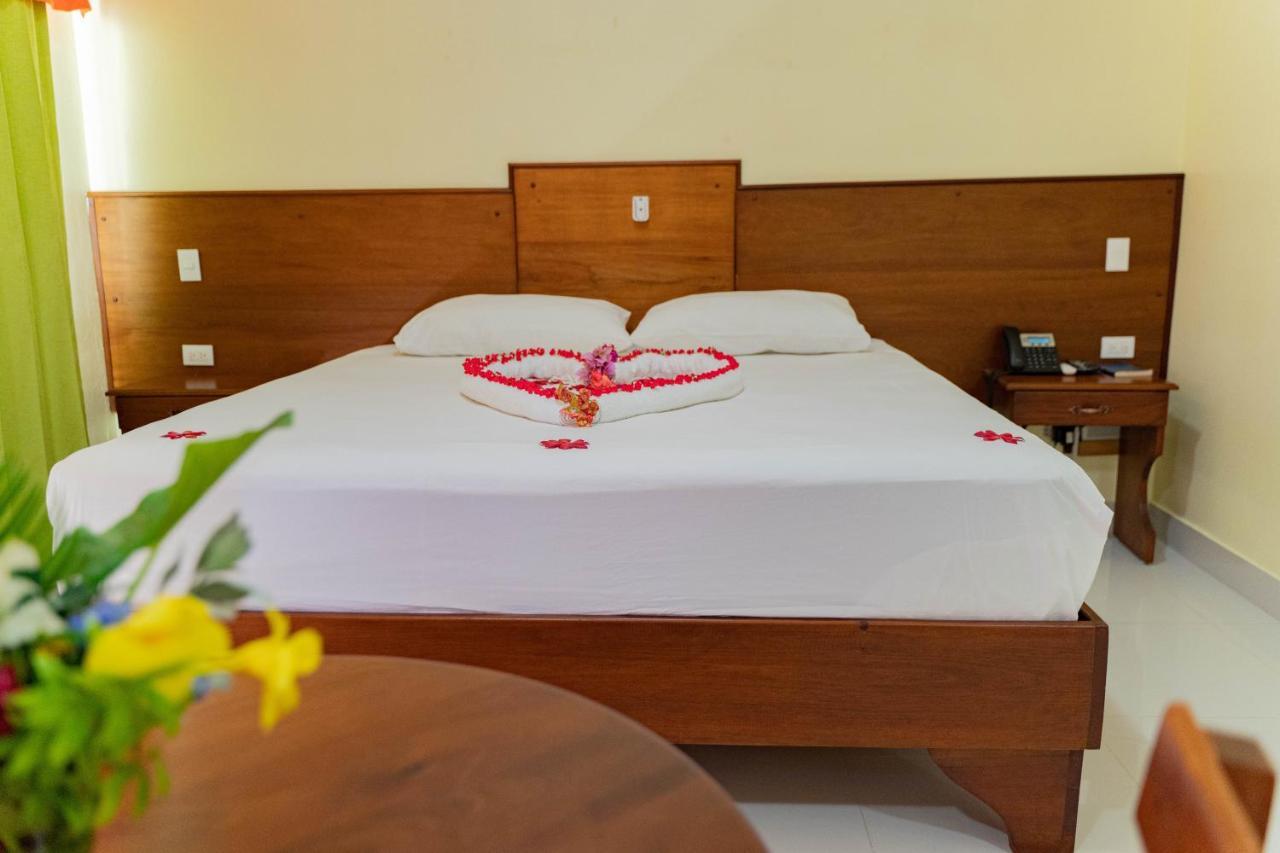 Hotel Yonu Punta Cana Exterior photo